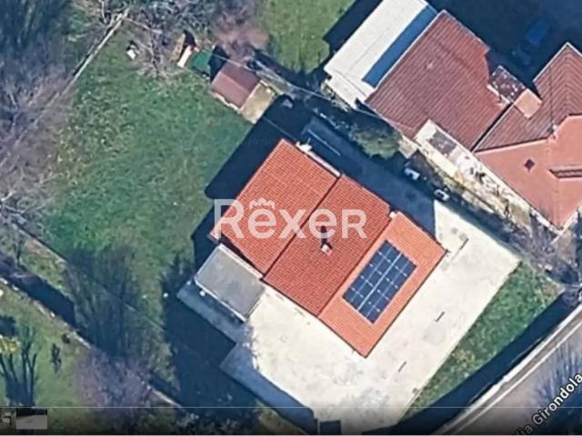 Villa Indipendente in vendita a Val d’Enza, Re