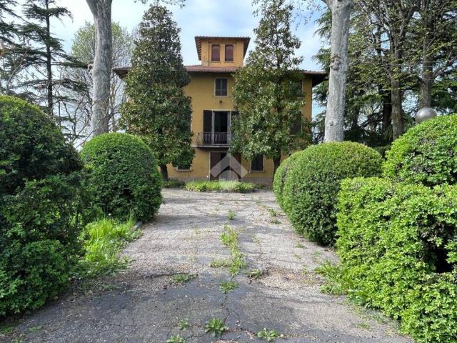 Villa Indipendente in vendita a Val d’Enza, Re