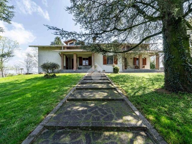 Villa Indipendente in vendita a Val d’Enza, Re