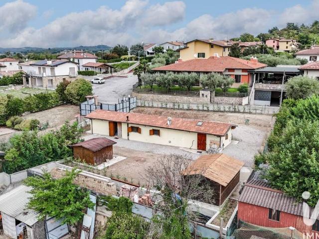 Villa Indipendente in vendita a Cavriana, Lombardia