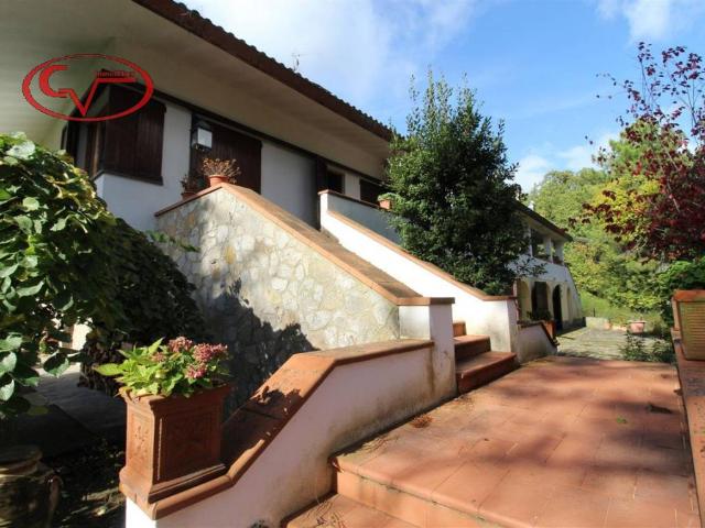 Villa Indipendente in vendita a Montegonzi