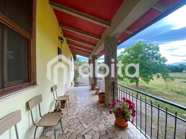 Villa Indipendente in vendita a Montegonzi, Toscana