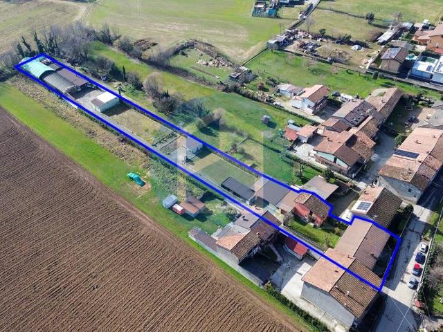 Villa Indipendente in vendita a Cazzago San Martino, Lombardia