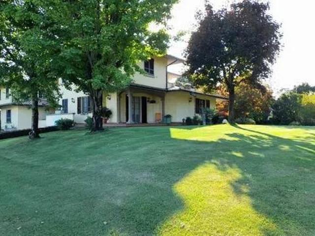 Villa Indipendente in vendita a Cazzago San Martino, Lombardia