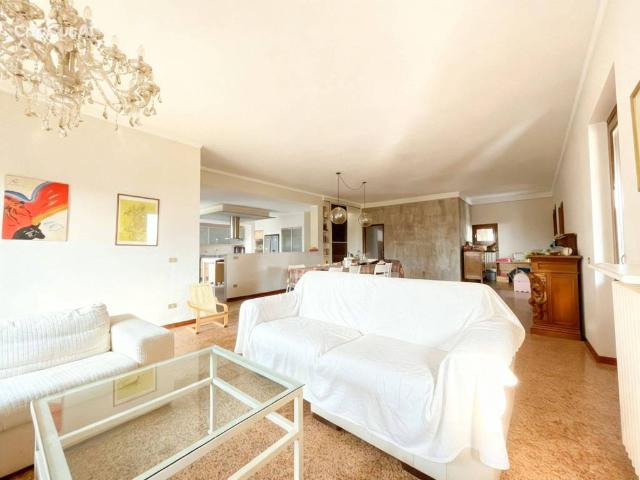Villa Indipendente in vendita a Cazzago San Martino, Lombardia