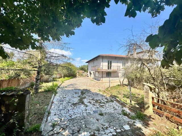 Villa Indipendente in vendita a Ceccano, Lazio