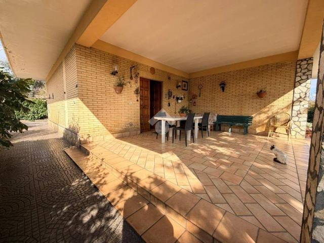 Villa Indipendente in vendita a Ceccano, Lazio