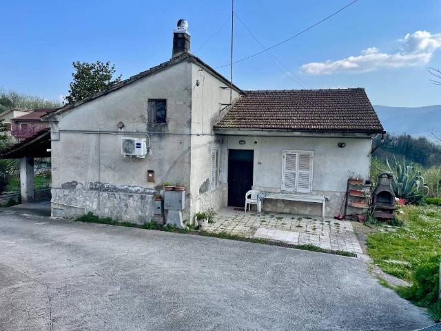 Villa Indipendente in vendita a Ceccano, Lazio