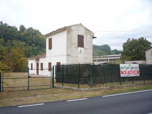 Villa Indipendente in vendita a Ceccano, Lazio