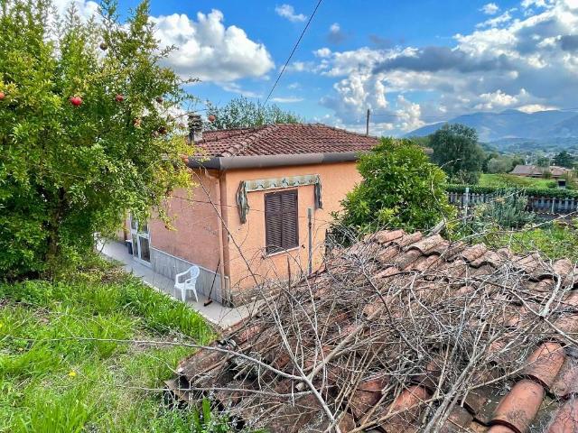Villa Indipendente in vendita a Ceccano, Lazio