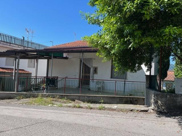 Villa Indipendente in vendita a Ceccano, Lazio