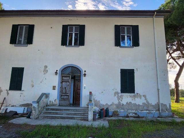 Villa Indipendente in vendita a Cecina, Toscana
