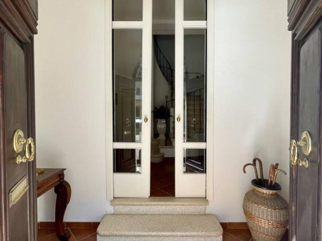 Villa Indipendente in vendita a Marina di Cecina, Cecina
