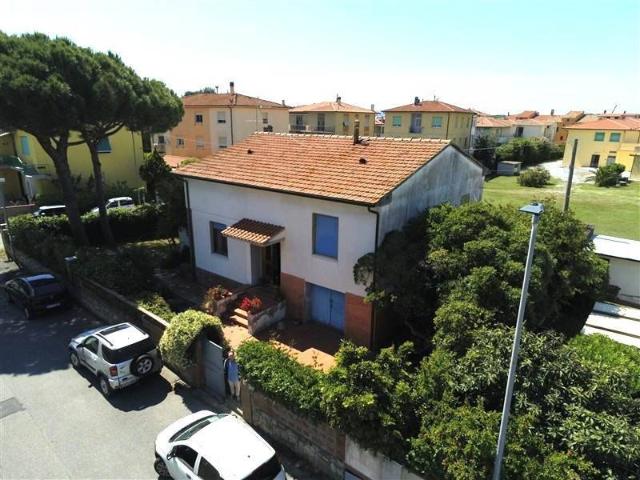 Villa Indipendente in vendita a Marina di Cecina, Cecina