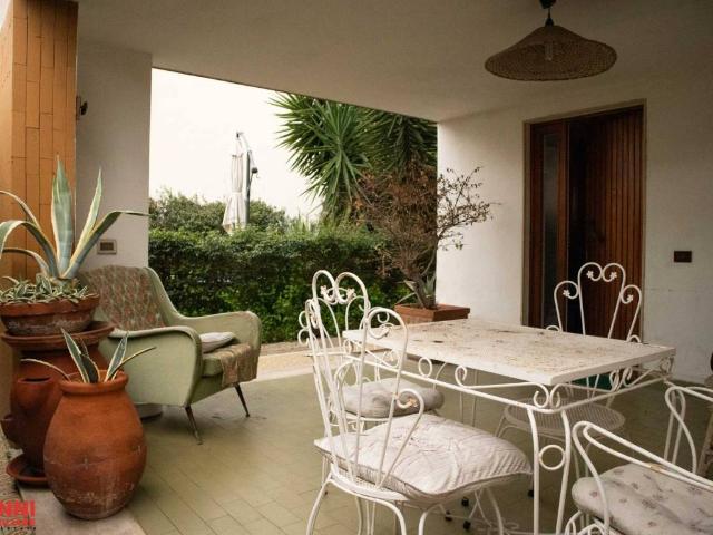 Villa Indipendente in vendita a Cecina, Toscana