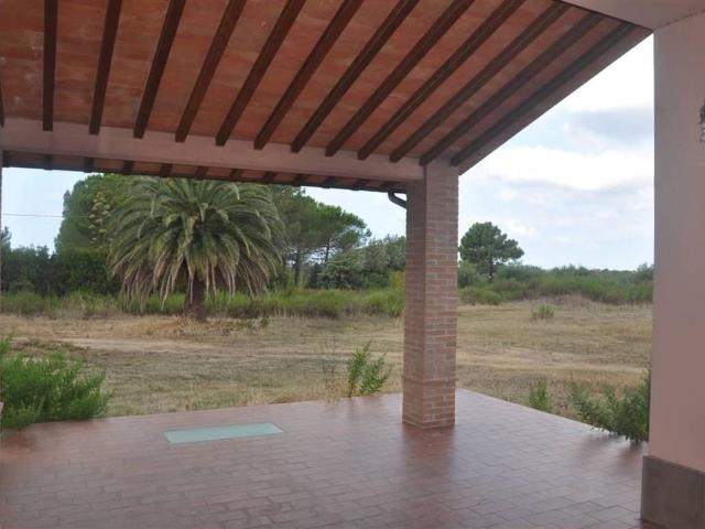 Villa Indipendente in vendita a Cecina, Toscana