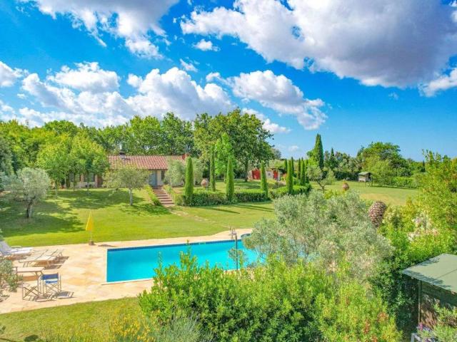 Villa Indipendente in vendita a Cecina, Toscana