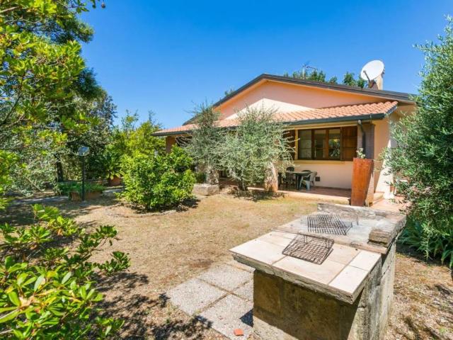 Villa Indipendente in vendita a Cecina, Toscana