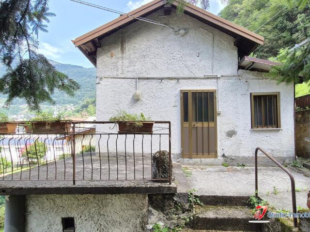 Villa Indipendente in vendita a Comunità montana della valle Camonica, Cedegolo