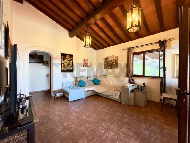 Villa Indipendente in vendita a Sant'Ambrogio, Cefalù