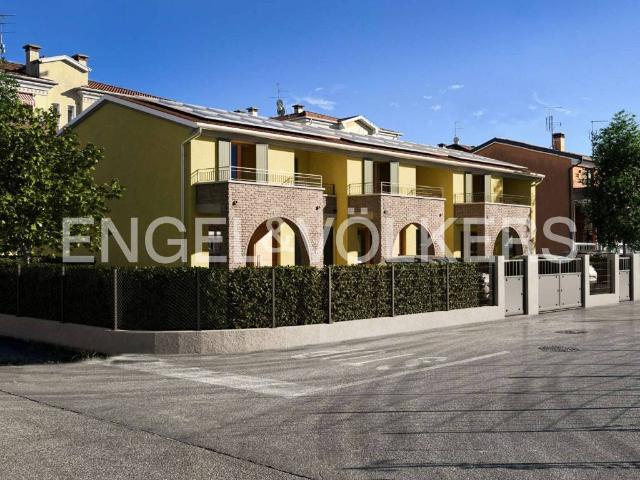 Villa Indipendente in vendita a Ceggia, Veneto