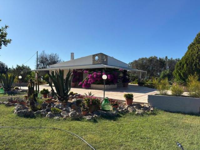 Villa Indipendente in vendita a Puglia, Brindisi
