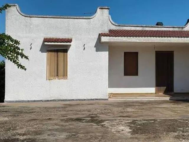 Villa Indipendente in vendita a Puglia, Brindisi
