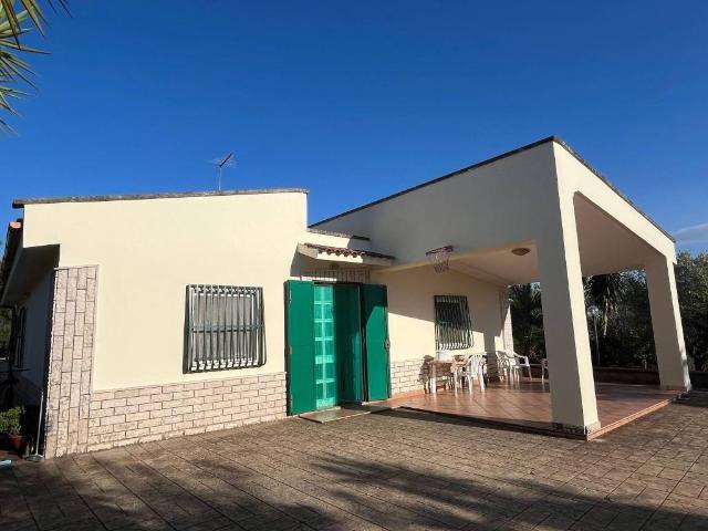 Villa Indipendente in vendita a Puglia, Brindisi