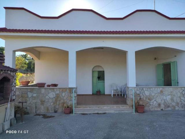 Villa Indipendente in vendita a Puglia, Brindisi