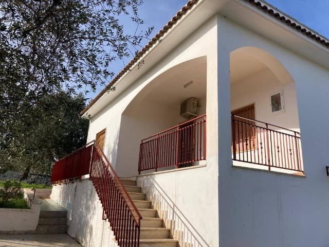 Villa Indipendente in vendita a Puglia, Brindisi