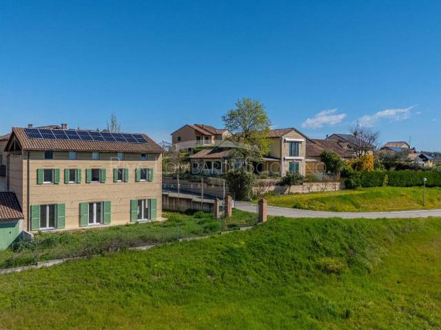Villa Indipendente in vendita a Piemonte, Alessandria
