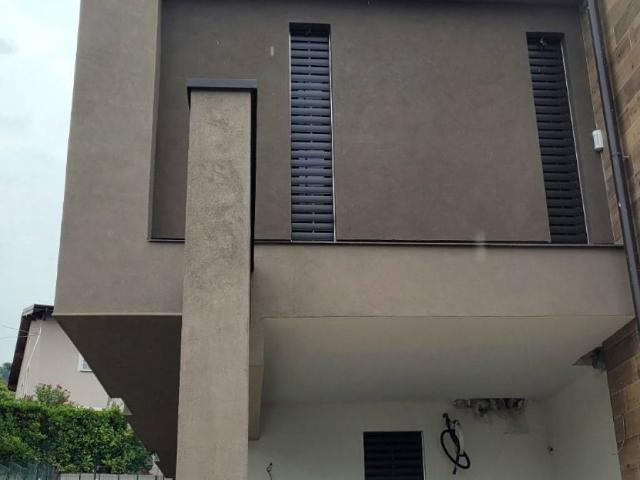 Villa Indipendente in vendita a Cellatica, Lombardia