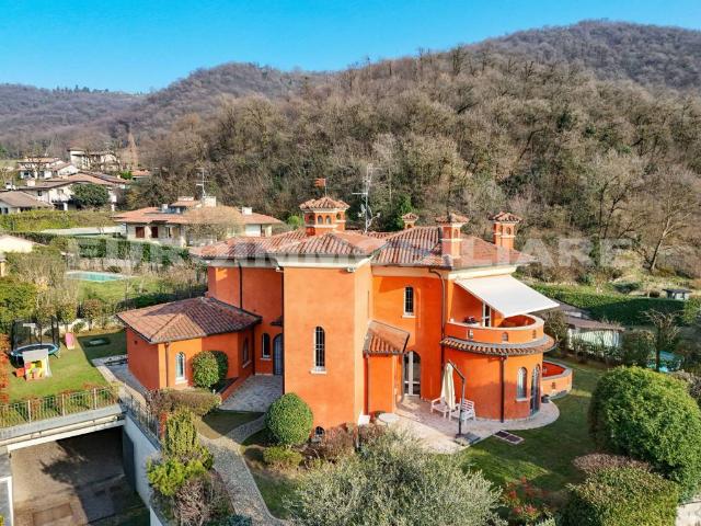 Villa Indipendente in vendita a Cellatica, Lombardia