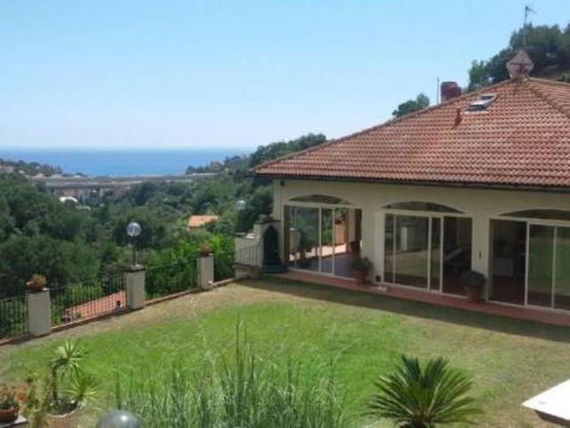 Villa Indipendente in vendita a Celle Ligure, Liguria