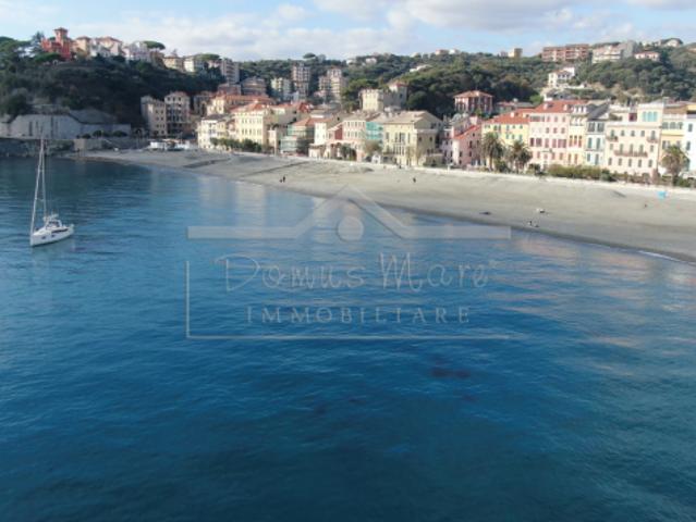 Villa Indipendente in vendita a Celle Ligure, Liguria