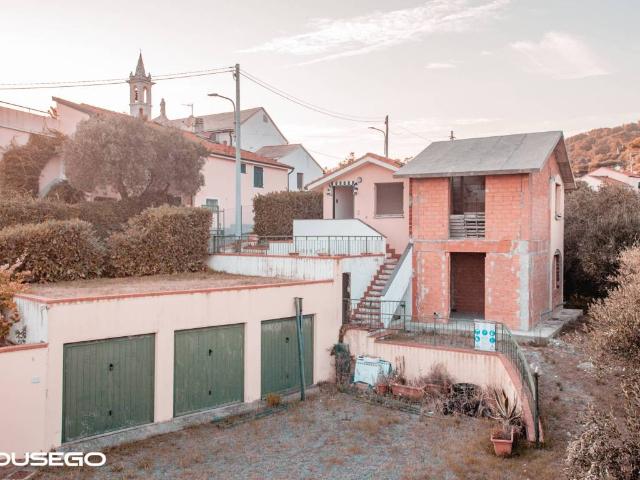 Villa Indipendente in vendita a Ferrari, Celle Ligure