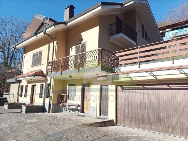 Villa Indipendente in vendita a Cellio con Breia, Piemonte