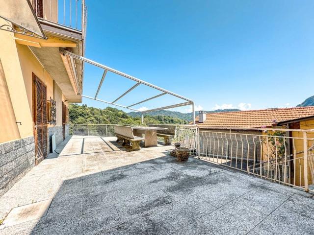 Villa Indipendente in vendita a Cellio con Breia, Piemonte