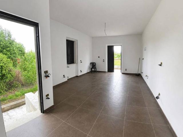 Villa Indipendente in vendita a Baia Domizia, Cellole