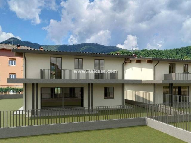 Villa Indipendente in vendita a Cenate Sopra, Lombardia