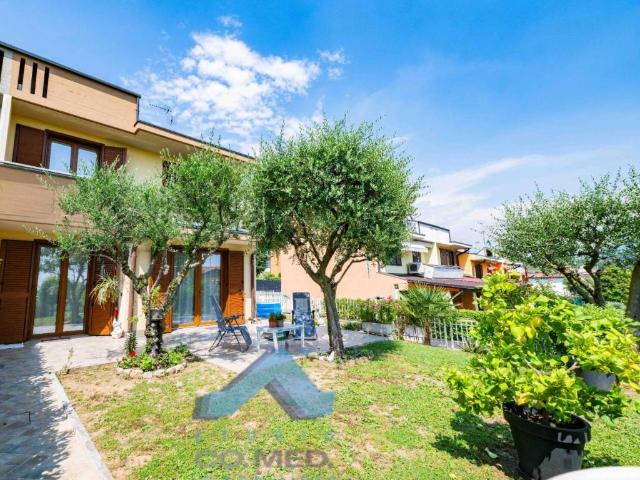 Villa Indipendente in vendita a Cenate Sotto, Lombardia