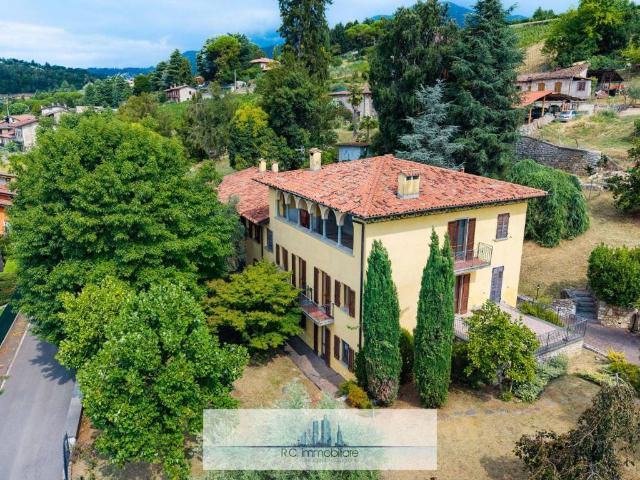 Villa Indipendente in vendita a Cenate Sotto, Bergamo