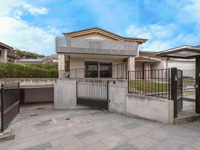 Villa Indipendente in vendita a Fornace, Cenate Sotto