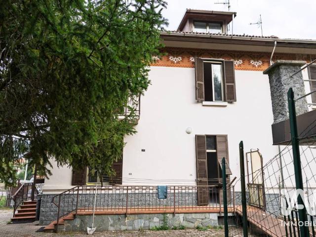 Villa Indipendente in vendita a Rocchetta, Cengio