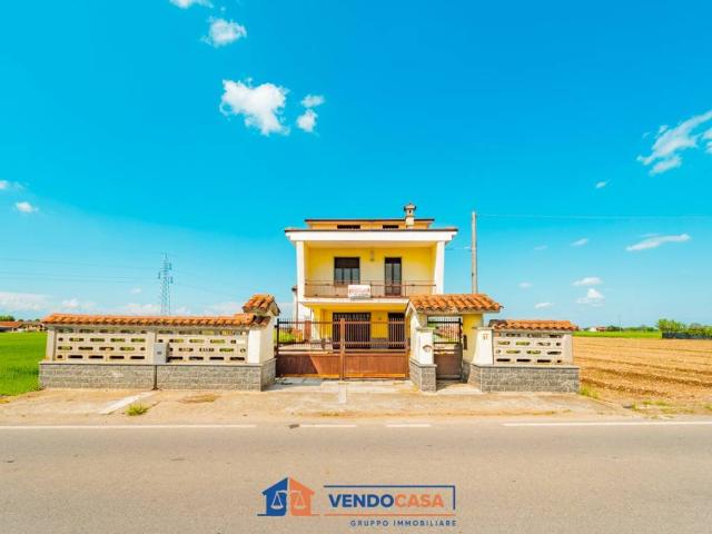 Villa Indipendente in vendita a Piemonte, Cuneo