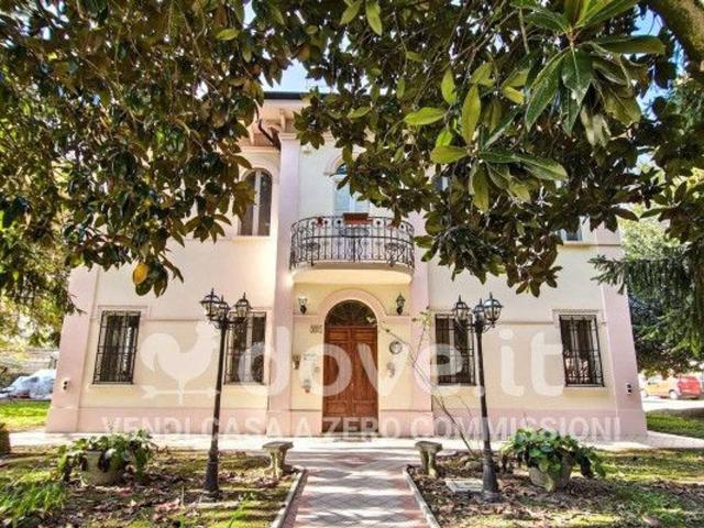 Villa Indipendente in vendita a Unione Alto Ferrarese, Cento