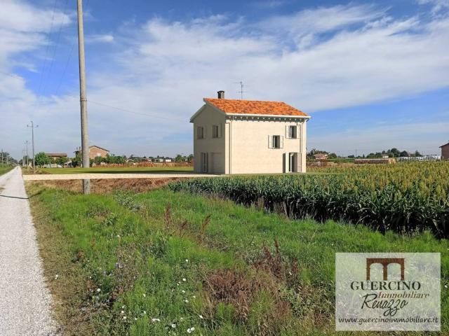 Villa Indipendente in vendita a Unione Alto Ferrarese, Cento