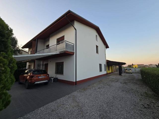 Villa Indipendente in vendita a Unione Alto Ferrarese, Cento