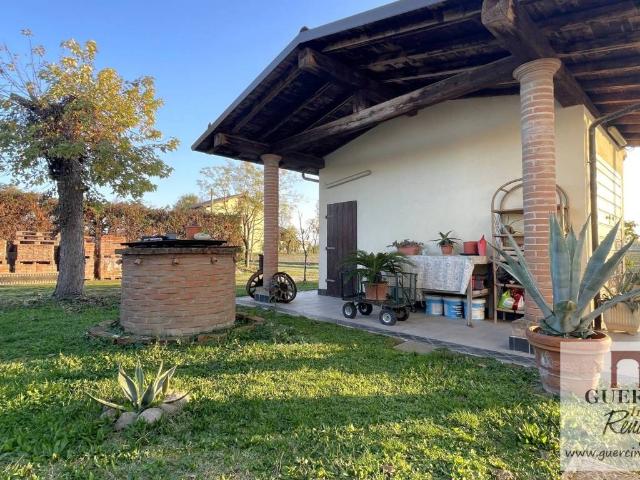 Villa Indipendente in vendita a Unione Alto Ferrarese, Cento