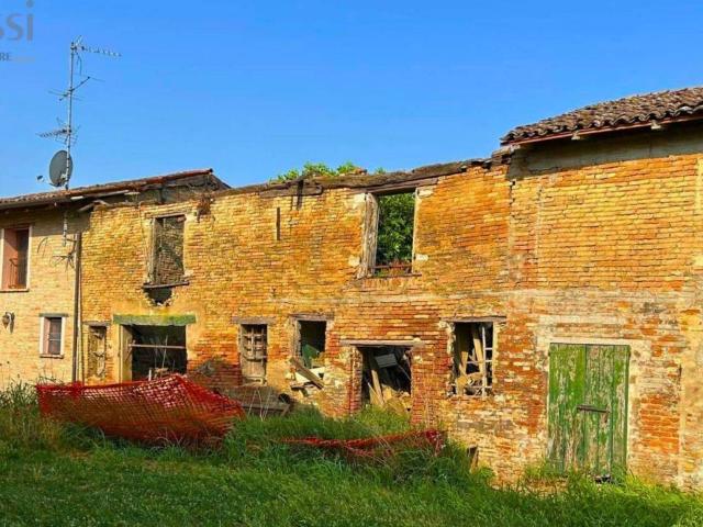 Villa Indipendente in vendita a Unione Alto Ferrarese, Cento